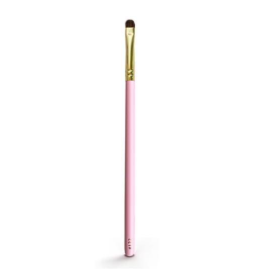 #122 Precision Smudger Brush by P. Louise Cosmetics