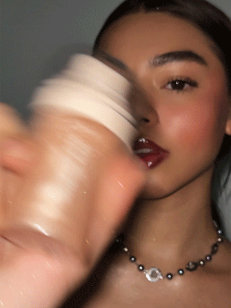 Light Me Up Luminous Setting Spray by Sheglam
