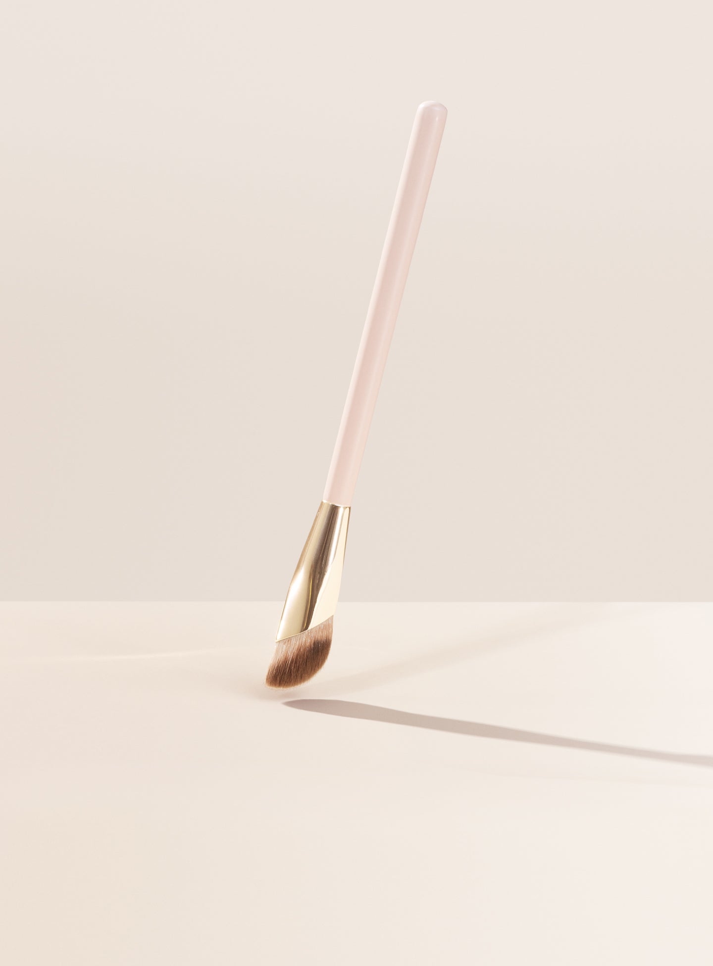 Liquid Touch Concealer Brush by Rare Beauty