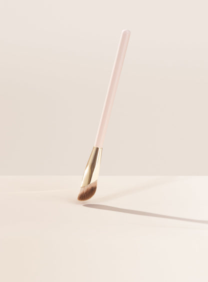 Liquid Touch Concealer Brush by Rare Beauty