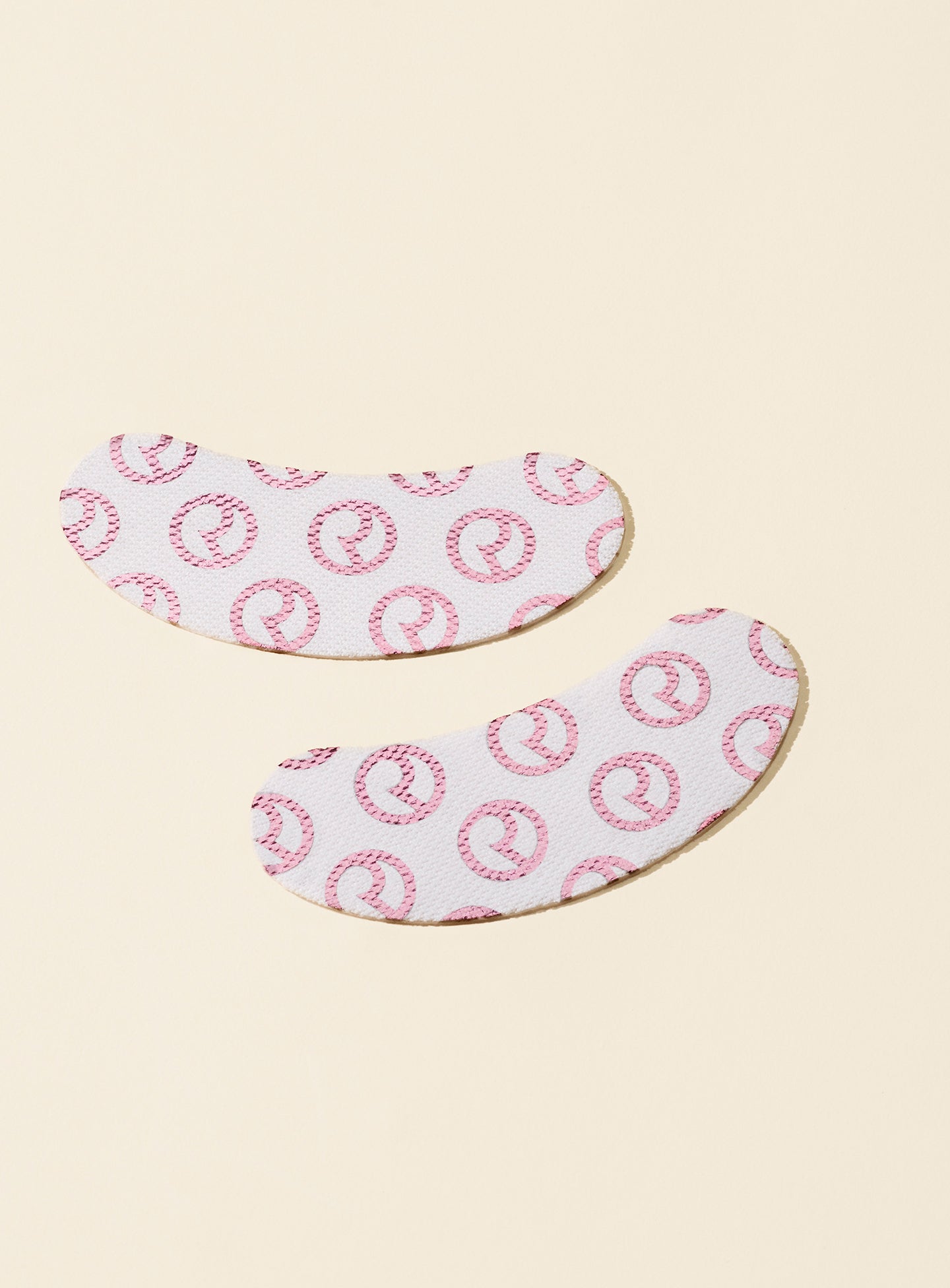 Find Comfort Hydrating Under Eye Patches by Rare Beauty