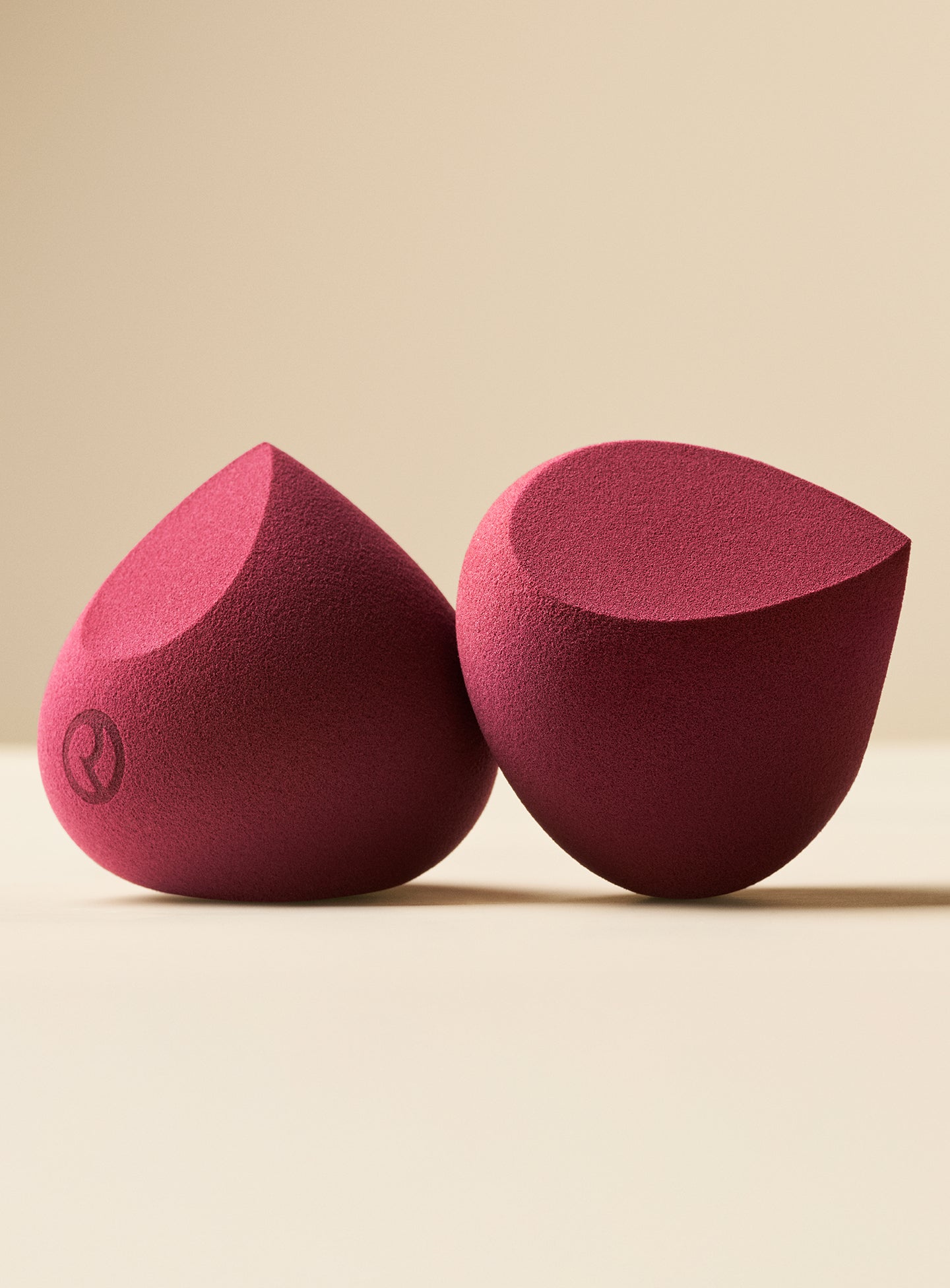 Soft Touch Makeup Blending Sponge by Rare Beauty