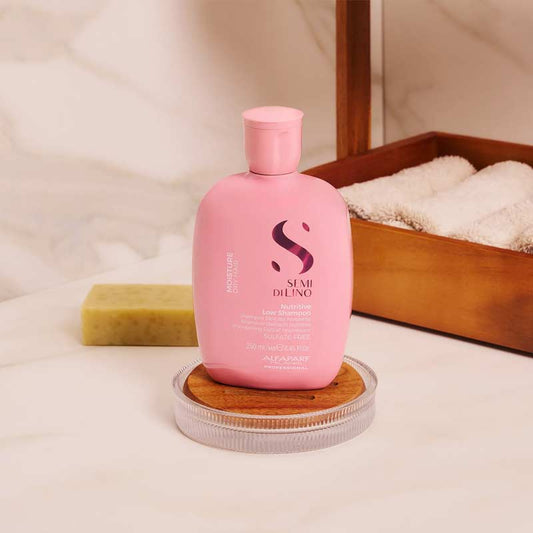 Semi Di Lino Moisture Nutritive Low Shampoo For Dry Hair by Alfaparf