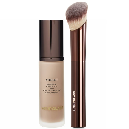 Hourglass Soft Glow Foundation and Soft Glow Foundation Brush Bundle 30ml (Various Shades)