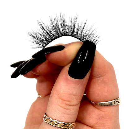 Elsie Eyelashes by KASH Beauty