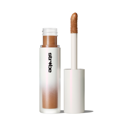 Strobe Beam Bronzelighter by MAC Cosmetics
