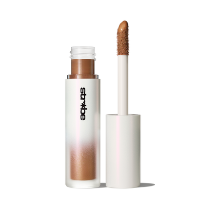 Strobe Beam Bronzelighter by MAC Cosmetics