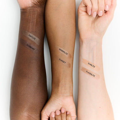 Strobe Beam Bronzelighter by MAC Cosmetics