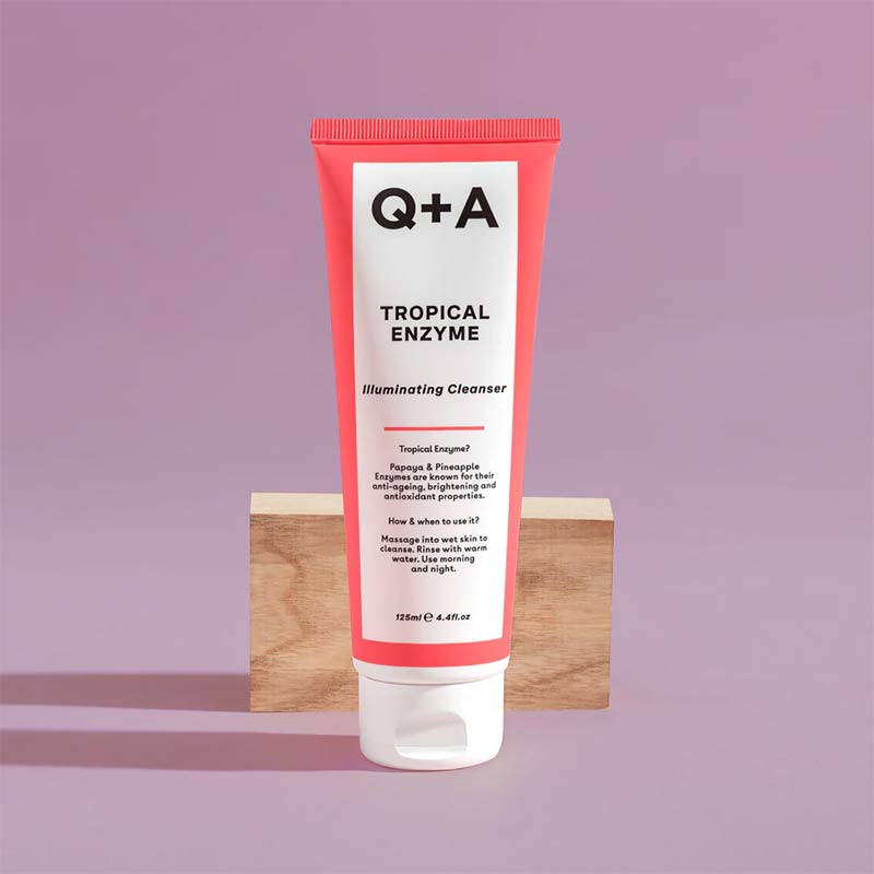 Q+A Tropical Enzyme Illuminating Cleanser