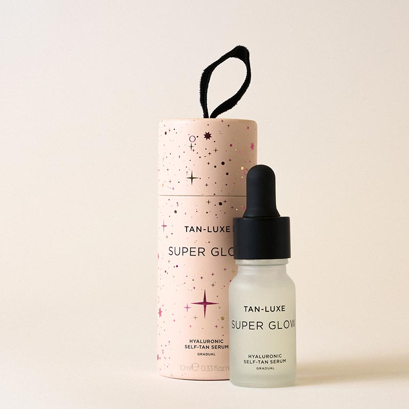 Super Glow Bauble Tree Hanger by TAN-LUXE